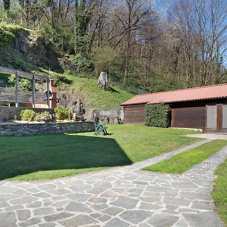 Casa Letizia Con Piscina * Colico