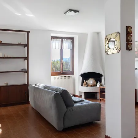 Casa Letizia Con Piscina Apartamento Colico